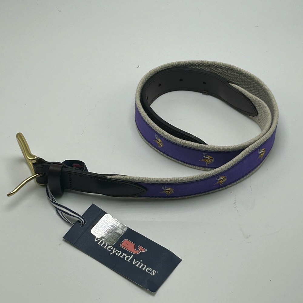 NWT vineyard vines Minnesota Vikings NFL Logo Canvas Club Belt New size 32 $58